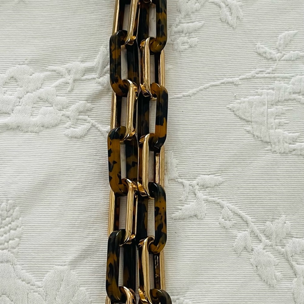 Tortoiseshell and Gold Chain Bracelet